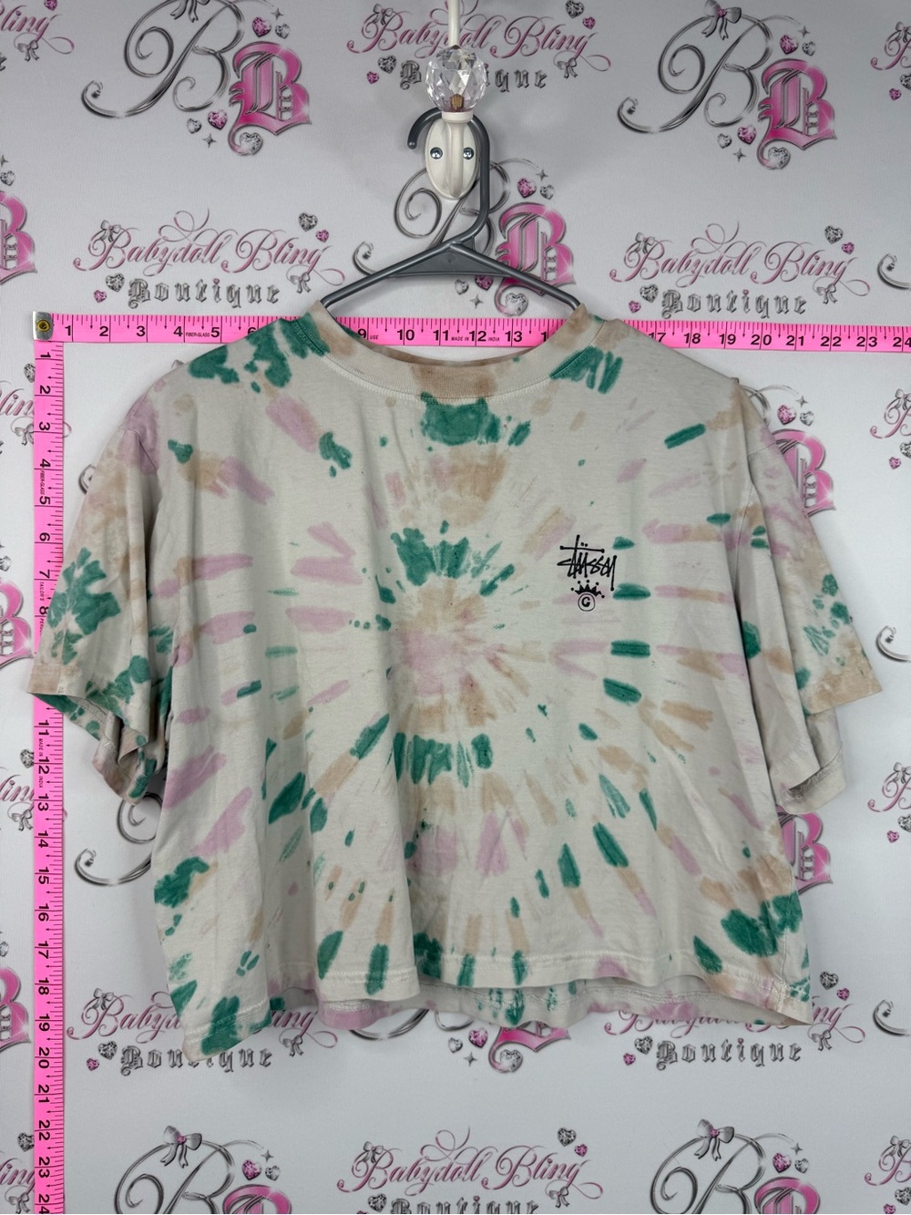 Stussy T-shirt paint splatter Cropped Tie-Dye Tee in Green, Pink & Beige